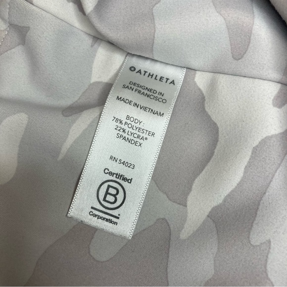 Athleta Elation 7/8 leggings - Picture 10 of 11